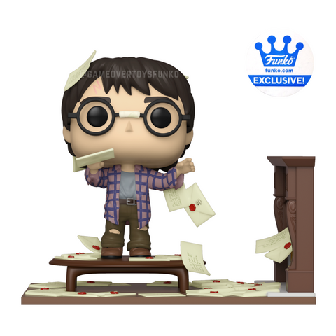 Harry Potter with Hogwarts Letters - Harry Potter20th Anniversary Deluxe Pop!